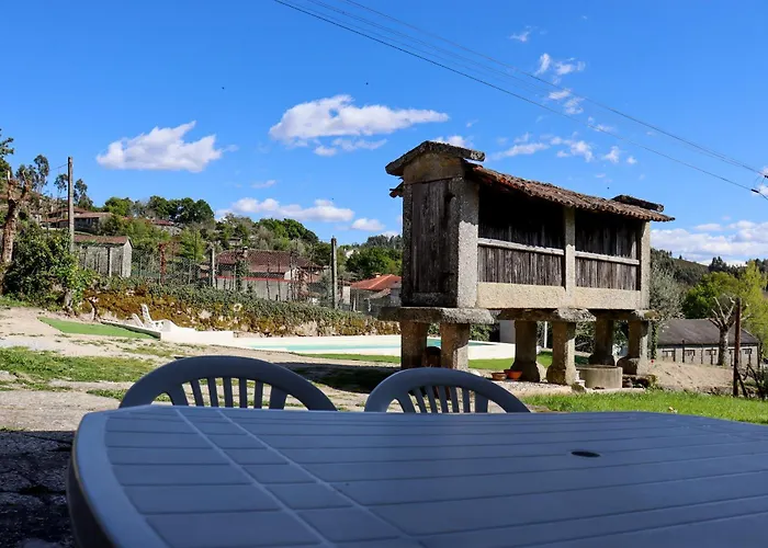 Lantgård Casa Da Laranjeira By Geres Casas Vieira do Minho