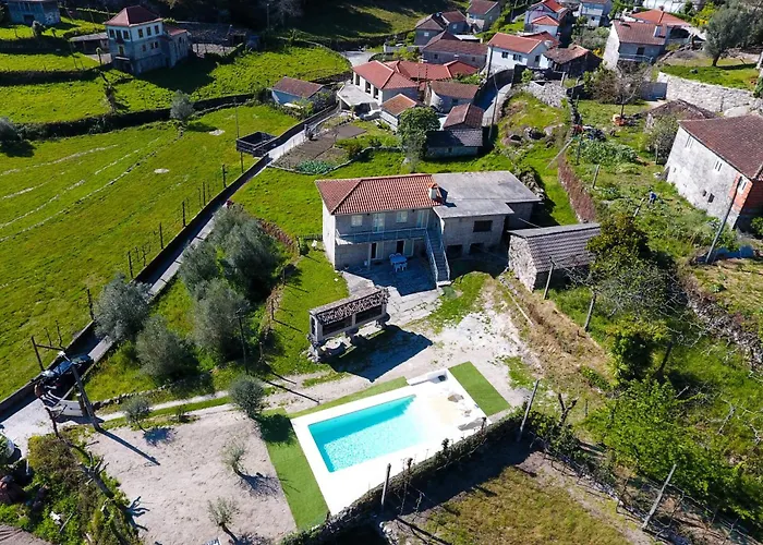 Casa Da Laranjeira By Geres Casas *